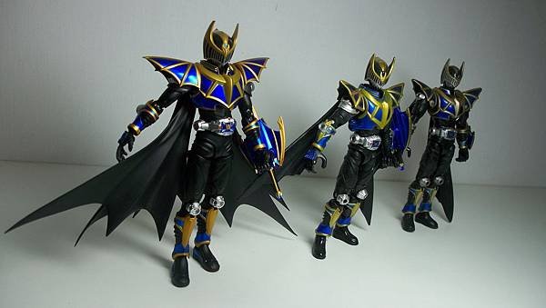 SHF 仮面ライダーナイトサバイブ (22)