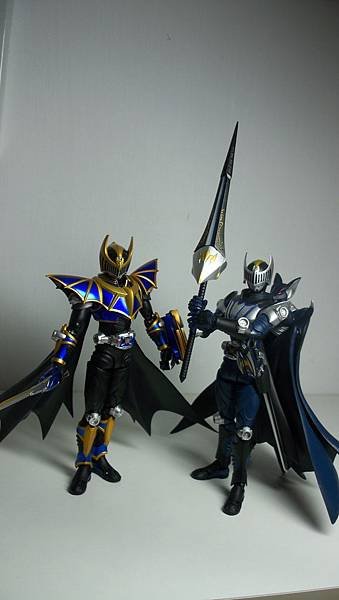 SHF 仮面ライダーナイトサバイブ (35)