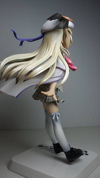 KOTOBUKIYA 能美クドリャフカ (10).JPG