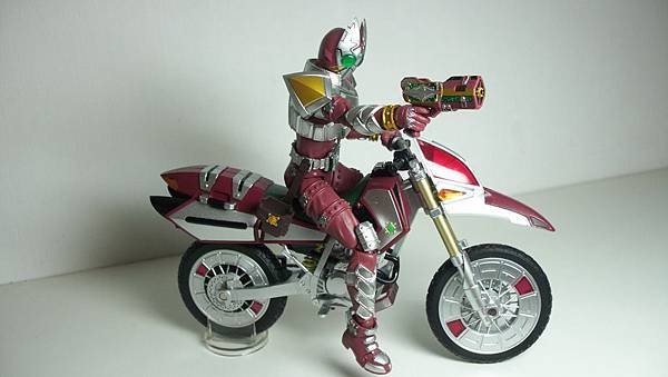 SHF 仮面ライダーギャレン (13).JPG