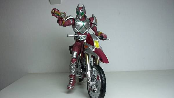 SHF 仮面ライダーギャレン (12).JPG