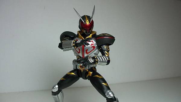 SHF 仮面ライダーカリス (13).JPG