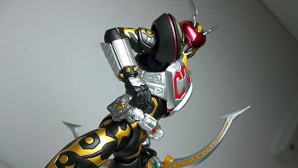 SHF 仮面ライダーカリス (37).JPG