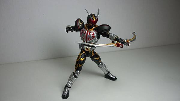 SHF 仮面ライダーカリス (44).JPG