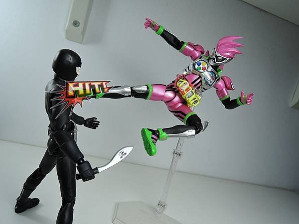 ex-aid kick_01