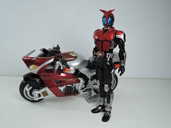 SHF 仮面ライダーカブト (66).JPG