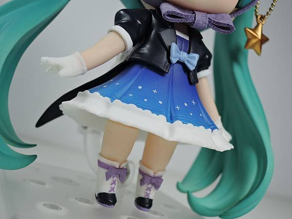 ねんどろいど 初音ミク マジカルミライ2013 ver (16).JPG
