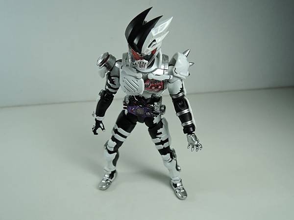 SHF 仮面ライダーゲンム ゾンビゲーマーver (42).JPG