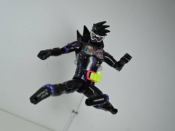 LVUR 仮面ライダーゲンム アクションゲーマーver (39).JPG