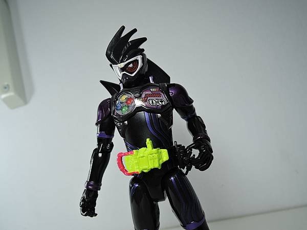 LVUR 仮面ライダーゲンム アクションゲーマーver (38).JPG