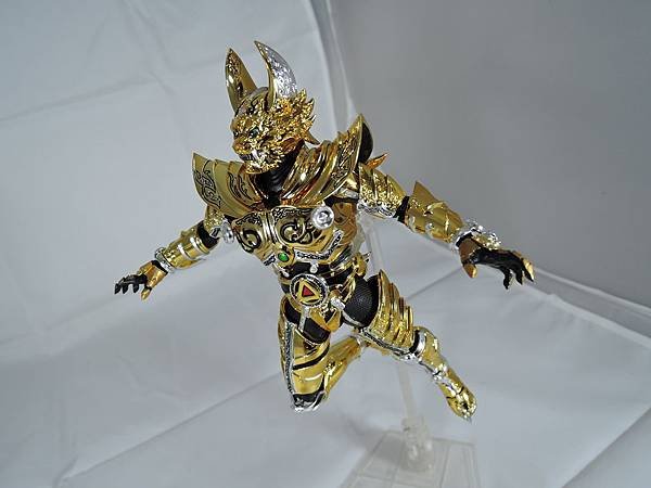 SHF 黄金騎士ガロ (38).JPG