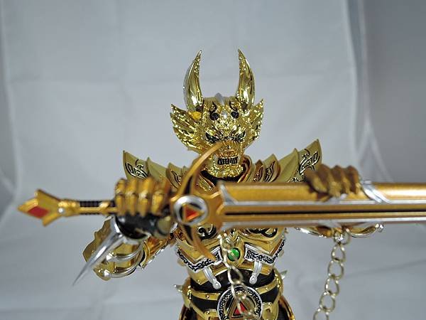 SHF 黄金騎士ガロ (51).JPG