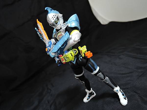 SHF 仮面ライダーブレイブ (26).JPG