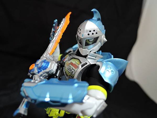 SHF 仮面ライダーブレイブ (27).JPG