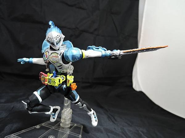 SHF 仮面ライダーブレイブ (30).JPG