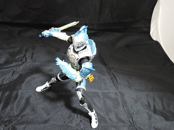 SHF 仮面ライダーブレイブ (43).JPG