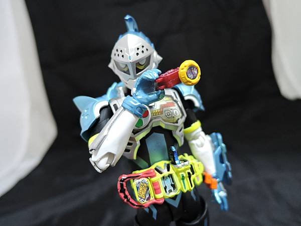 SHF 仮面ライダーブレイブ (51).JPG