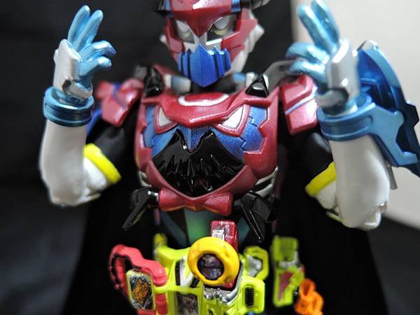 SHF 仮面ライダーブレイブ (60).JPG