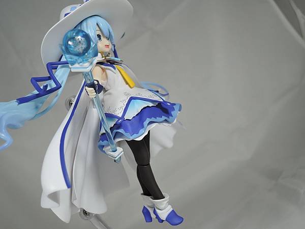 figma 雪ミク magical snow ver (17).JPG