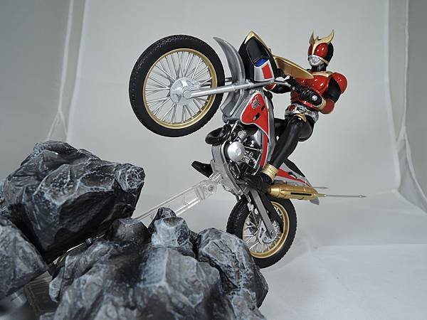 18 kuuga.JPG