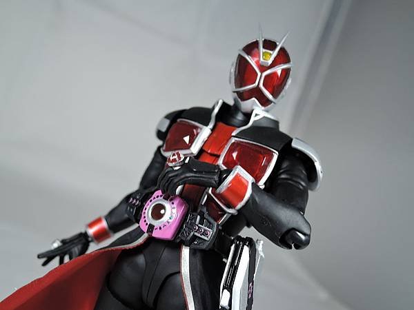 SHF 仮面ライダーディケイド%26;ディエンド (25).JPG