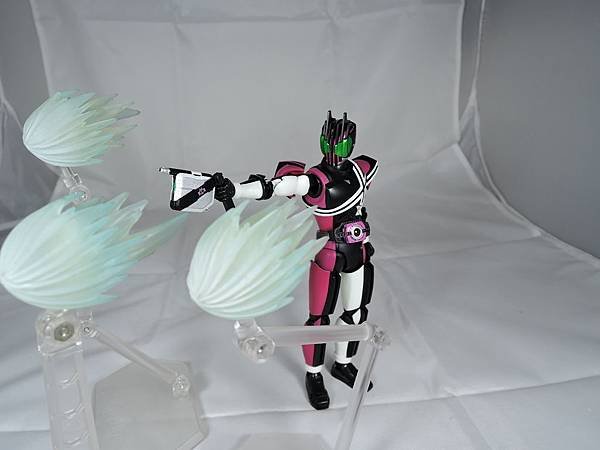 SHF 仮面ライダーディケイド%26;ディエンド (32).JPG