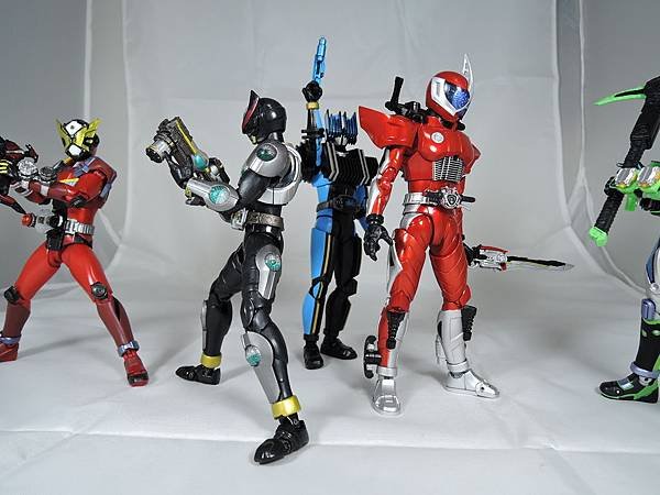 SHF 仮面ライダーディケイド%26;ディエンド (69).JPG