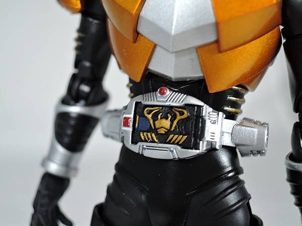 SHF 仮面ライダーシザース (14).JPG