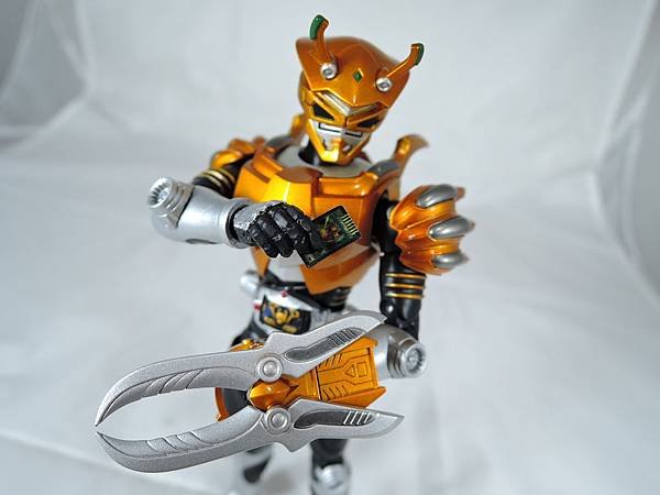 SHF 仮面ライダーシザース (19).JPG