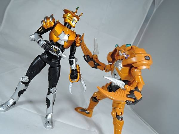 SHF 仮面ライダーシザース (47).JPG