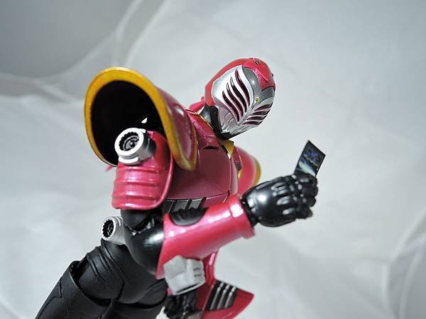 SHF 仮面ライダーゾルダ (48).JPG