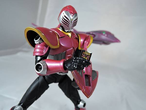 SHF 仮面ライダーライア (30).JPG