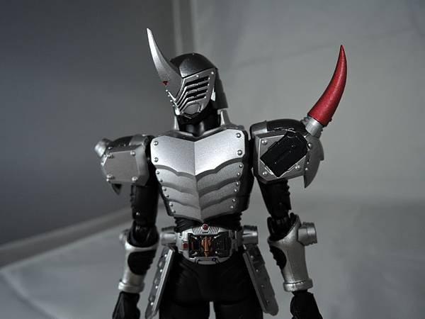 SHF 仮面ライダーガイ (5).JPG