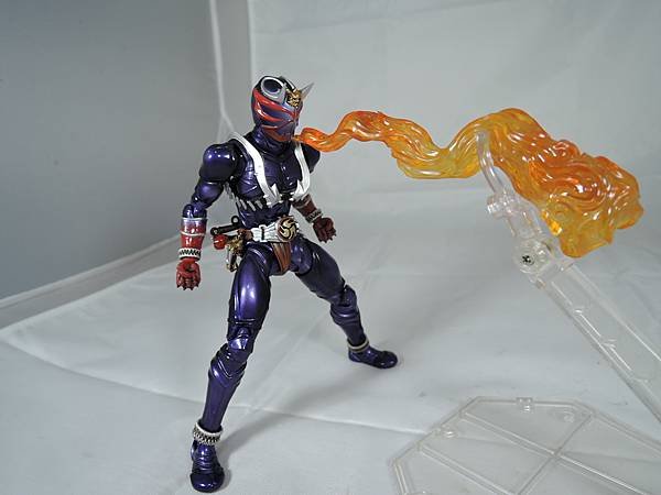 SHF 仮面ライダー響鬼 (32).JPG