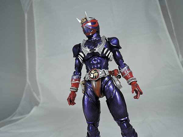 SHF 仮面ライダー響鬼 (76).JPG