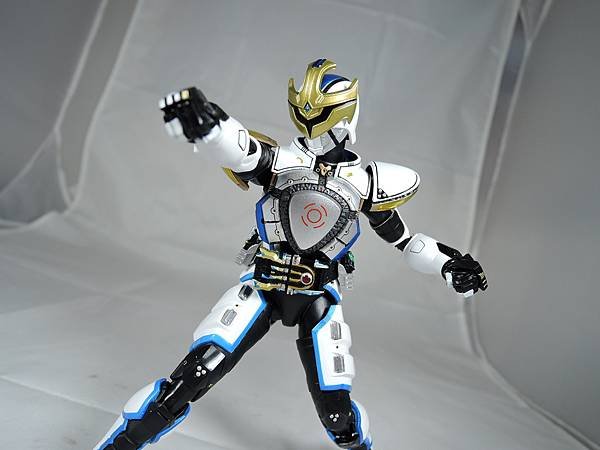 SHF 仮面ライダーイクサ (31).JPG