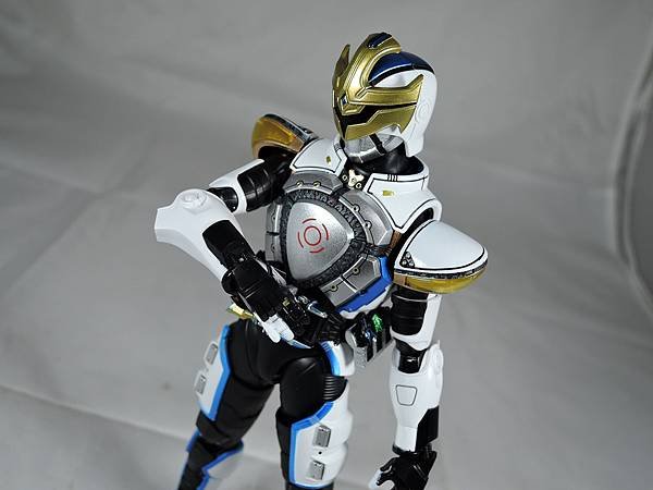 SHF 仮面ライダーイクサ (35).JPG