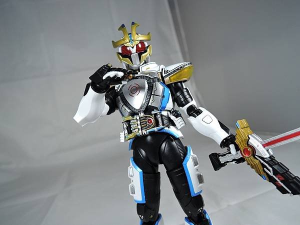 SHF 仮面ライダーイクサ (61).JPG