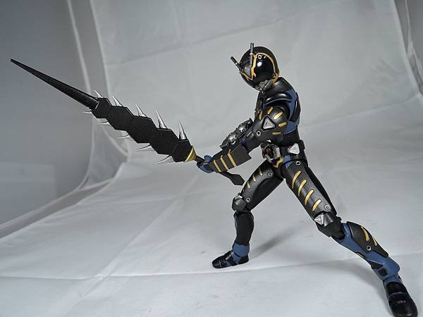 SHF 仮面ライダータイガ&amp;オルタナティブ (72).JPG