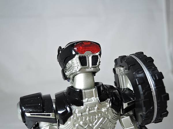 SHF 仮面ライダードライブ タイプワイルド (12).JPG