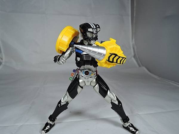 SHF 仮面ライダードライブ タイプワイルド (31).JPG