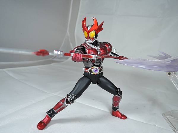 SHF 仮面ライダーアギト バーニング＆シャイニングフォーム (30).JPG