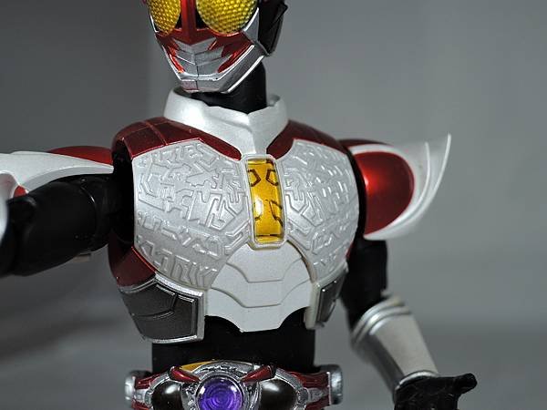 SHF 仮面ライダーアギト バーニング＆シャイニングフォーム (37).JPG