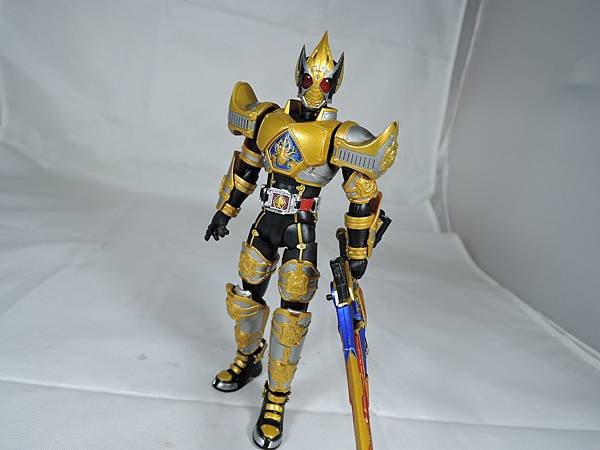 SHF 仮面ライダーブレイド キングフォーム (33).JPG