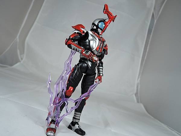 SHF 仮面ライダーハイパーカブト (47).JPG