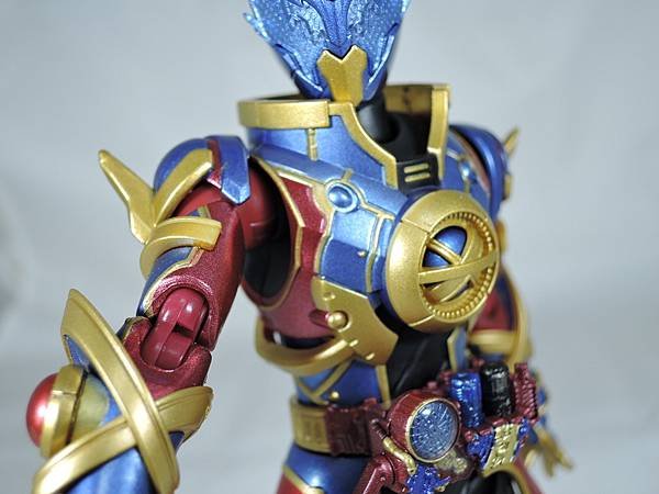 SHF 仮面ライダーエボル%26;BCR 仮面ライダービルド ジーニアス (50).JPG