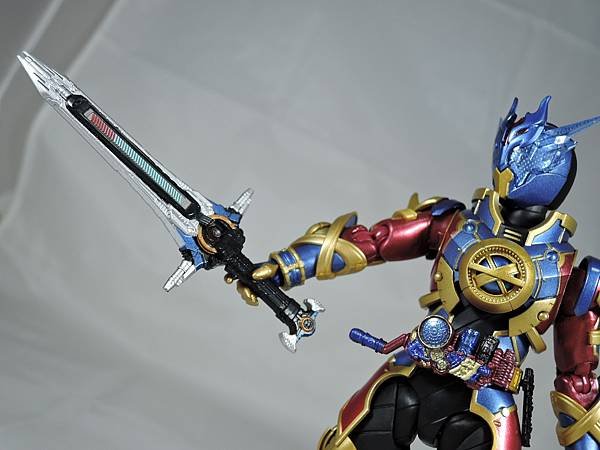 SHF 仮面ライダーエボル%26;BCR 仮面ライダービルド ジーニアス (52).JPG