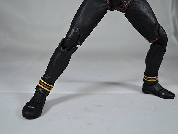 SHF 仮面ライダーブラック (22).JPG