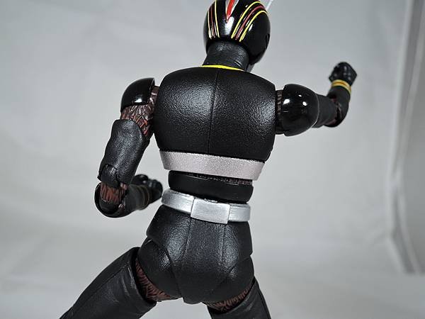 SHF 仮面ライダーブラック (26).JPG