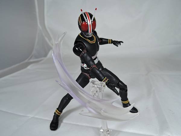 SHF 仮面ライダーブラック (38).JPG